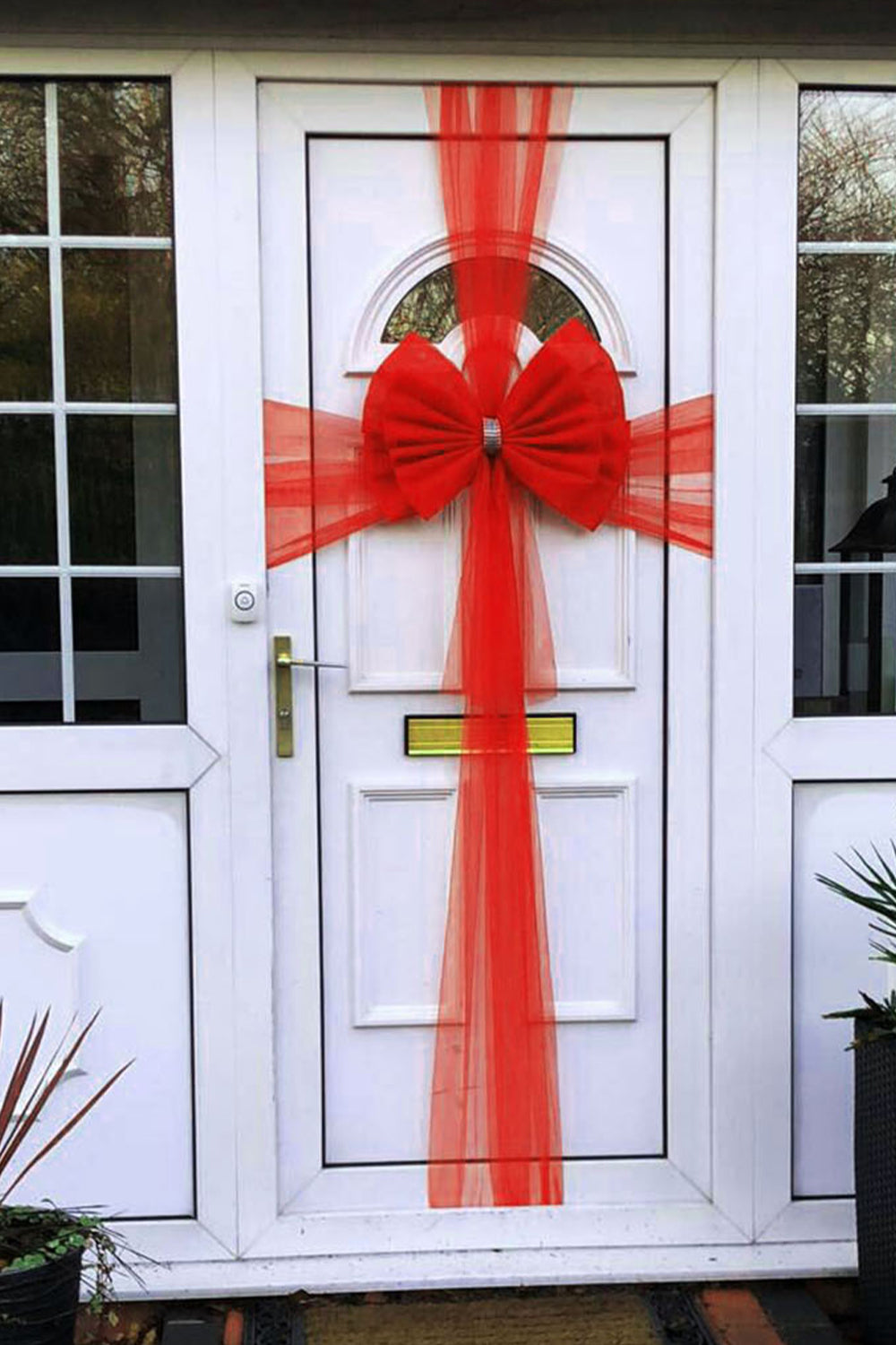 Deluxe Double Red Door Bow