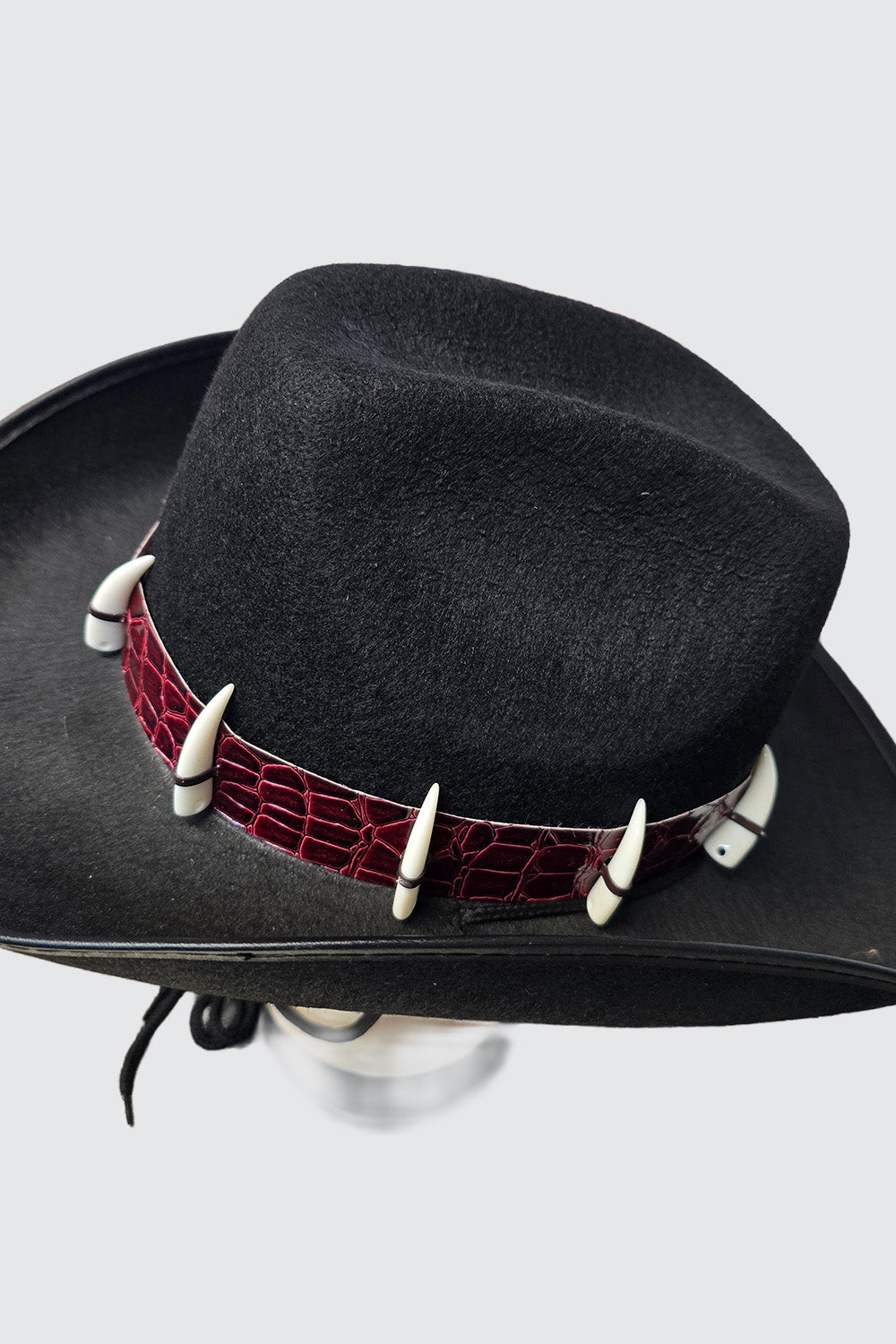 Wickedfun Crocodile Teeth Cowboy Hat